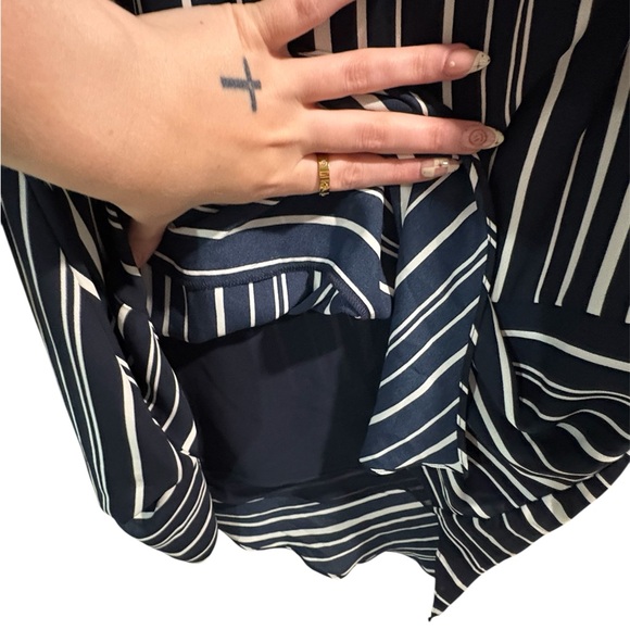 Vince Camuto Navy‎ and White Striped Long Sleeve Dress - Picture 5 of 9